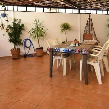 Appartement Elegant Et Climatise Au Centre Avec Terrasse - Proche Plage Et Attractions ! Tanger Eksteriør billede